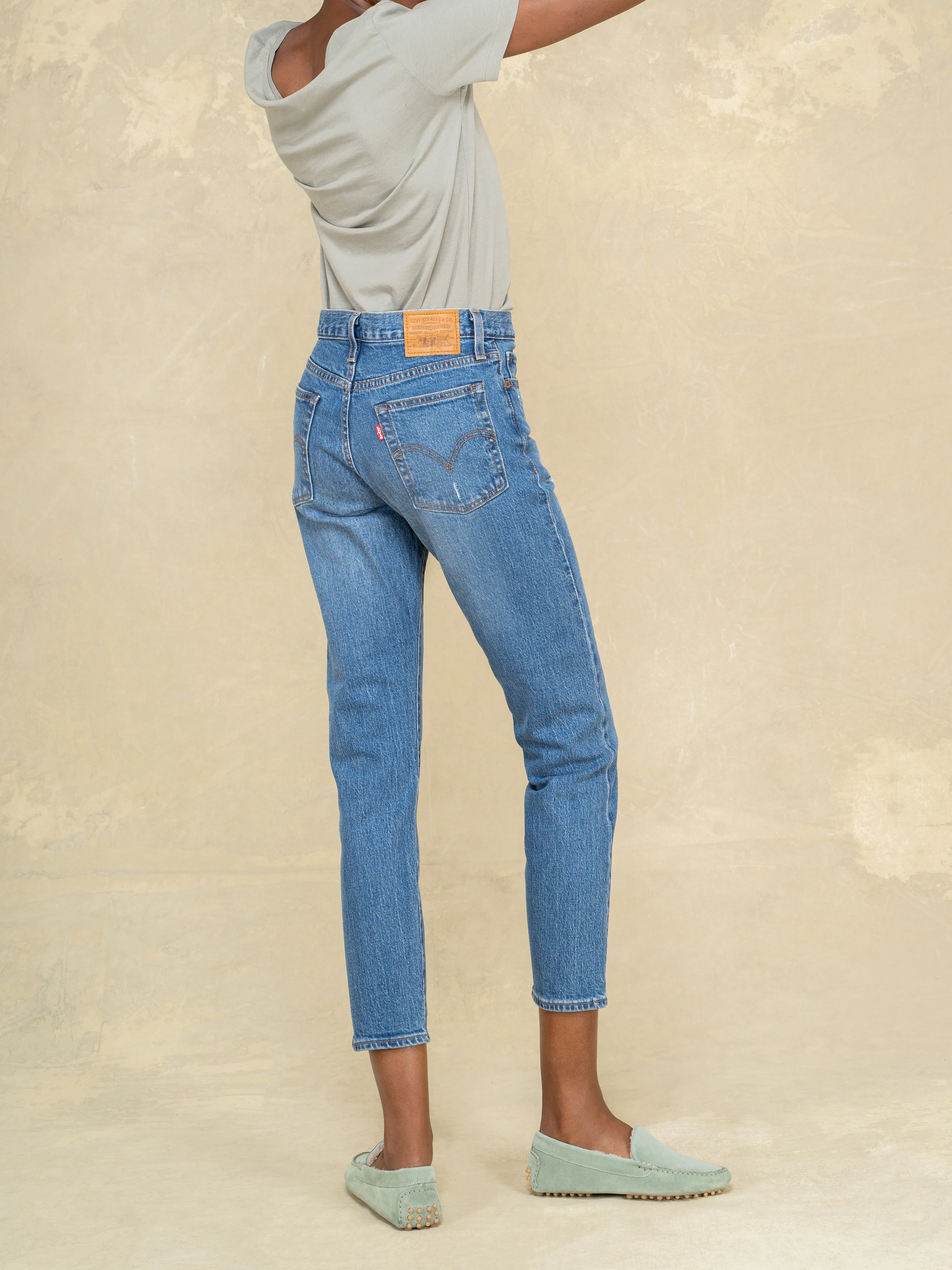 The Felize Shearling - Image 9