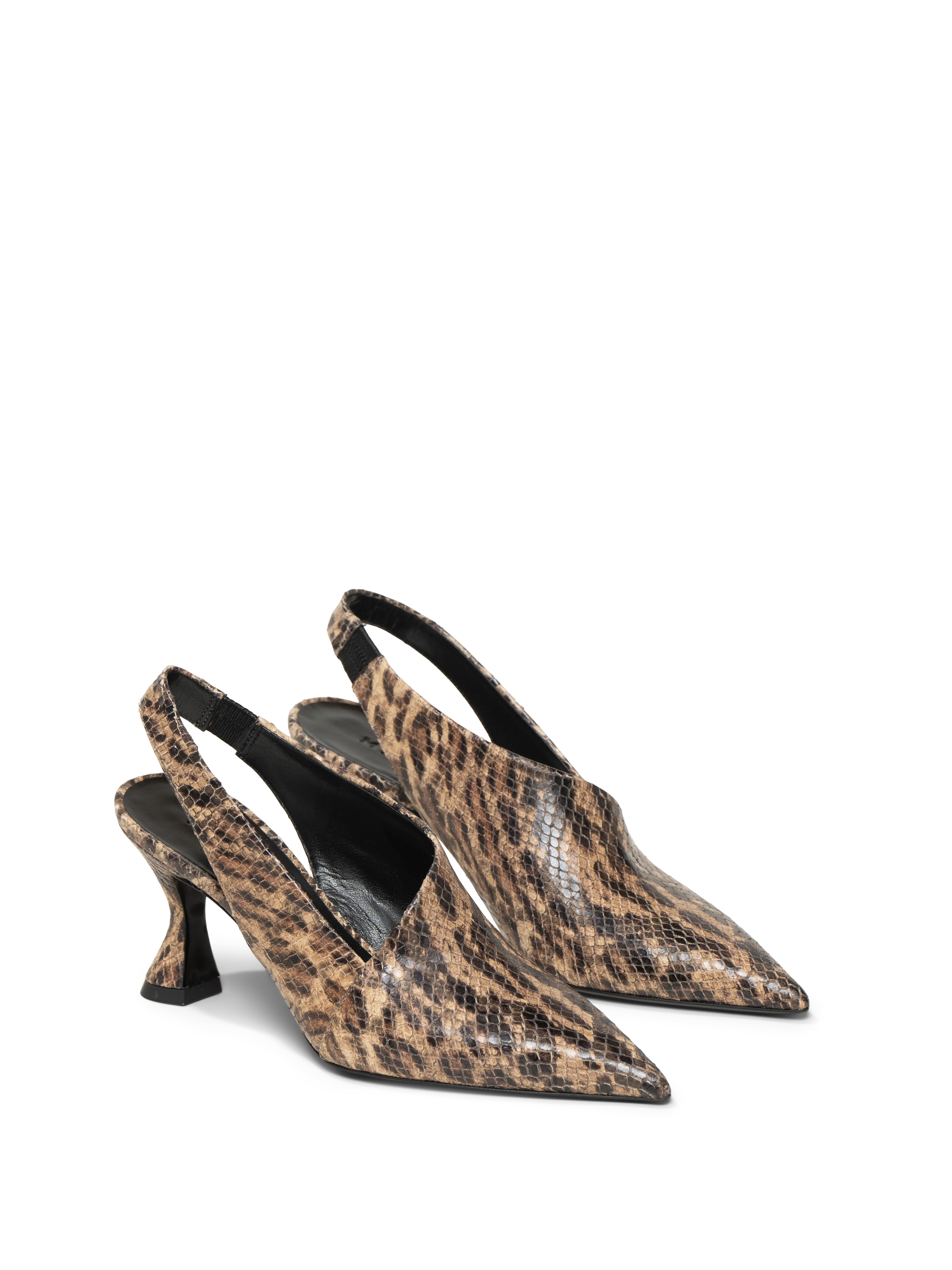 The Stefania - Image 11