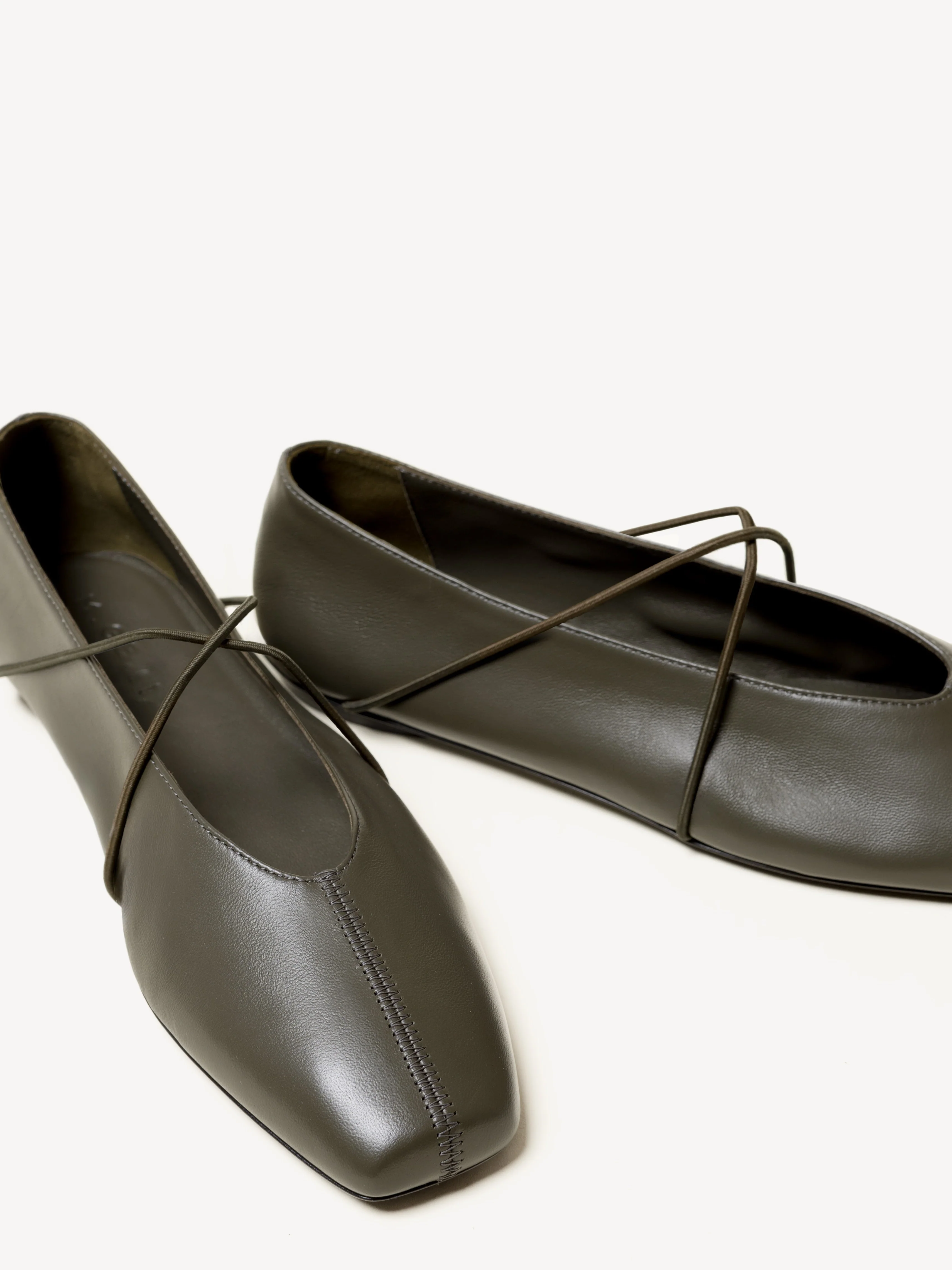 The Una (Sample Sale) - Image 2